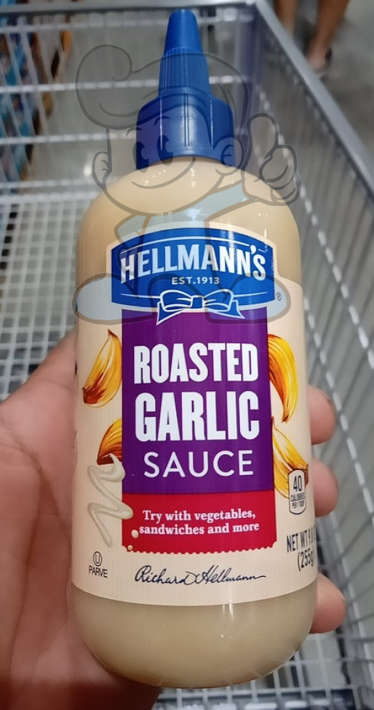 Hellmanns Roasted Garlic Sauce 255G Groceries